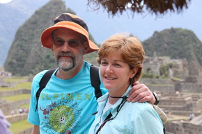 2-day travel to Machu Picchu and Waynapicchu. Tour for couples, families
