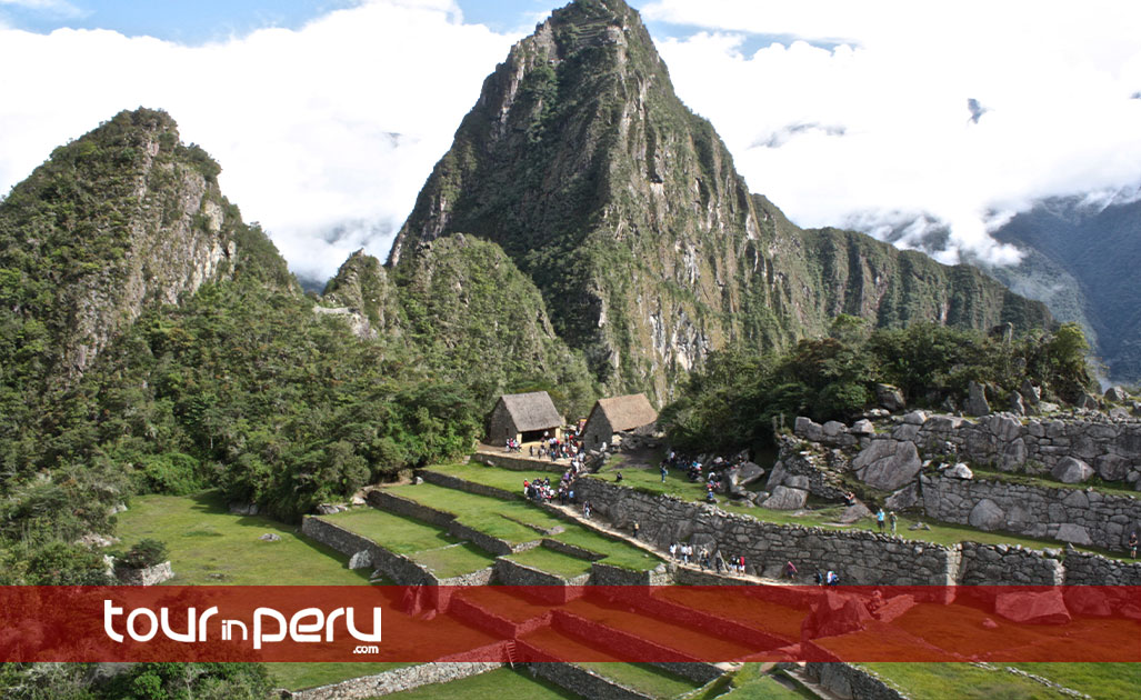 Get Machu Picchu by car in a 2-day tour