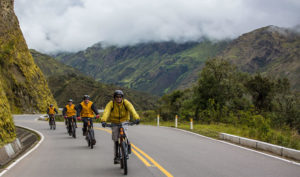 An biking and trekking tour Inka Jungle