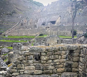 Discover the Machu Picchu ruins and all the secrets of the Incas