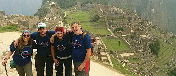 Happy Customers after a Machu Picchu tour with TOUR IN PERU