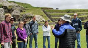Guide with tourist in Machu Picchu